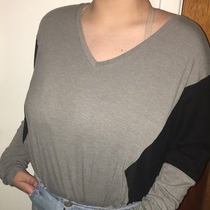 Long sleeved gray and black top